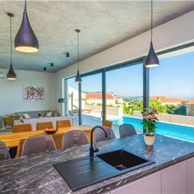 4 Bedroom Villa with Pool near Dubrovnik, Sleeps 8
